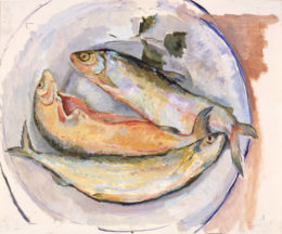 Drei ausgenommene Fische auf weißem Teller